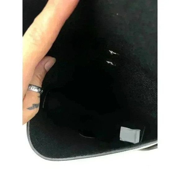 Beige Shoulder Bag Gold Round Handle Crossbody Purse - Handbag Gold Hardware - Picture 12 of 13